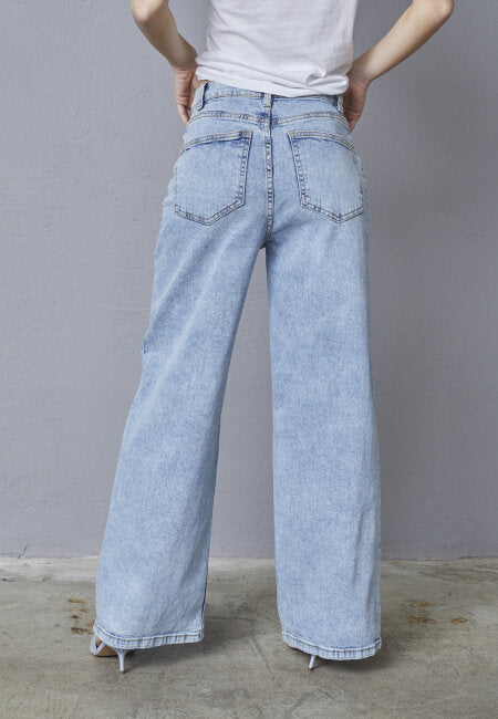 Rechte jeans Ligh blue wash