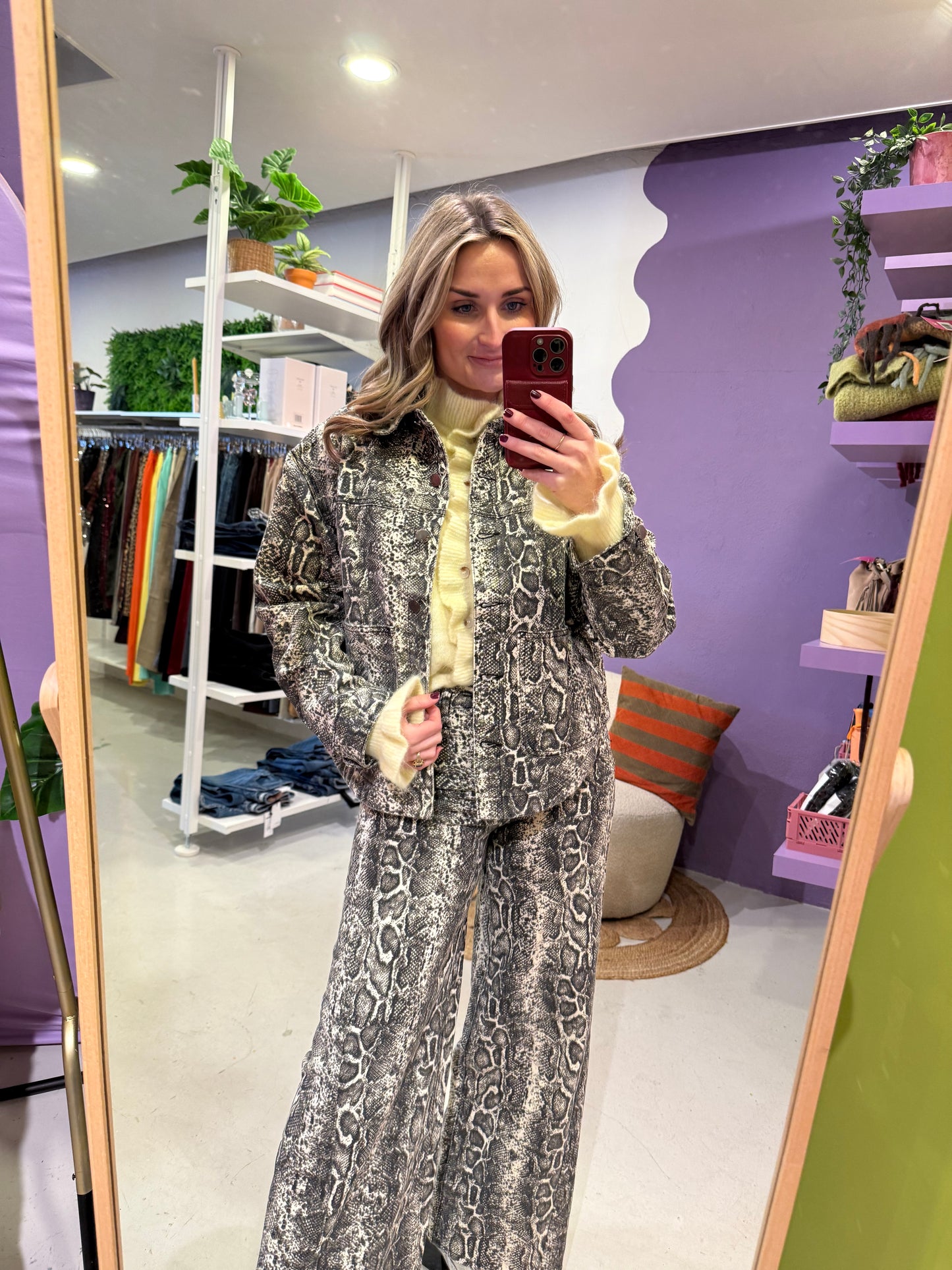 Snake jeans met wijde pijp