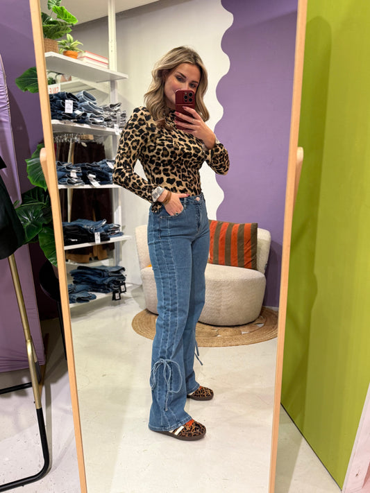 Rechte jeans met strik detail