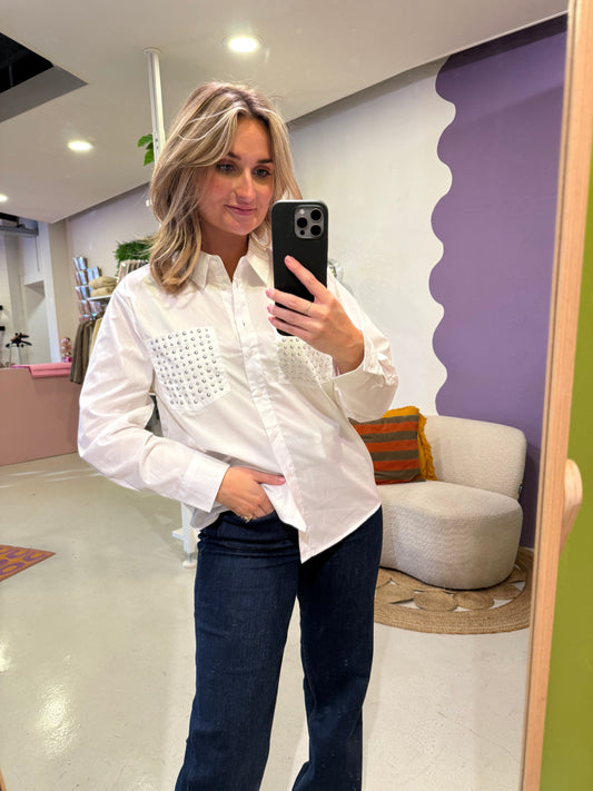 Witte relaxed fit blouse met studs