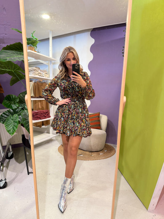 Elegante zwarte jurk met kleurrijke bloemen print