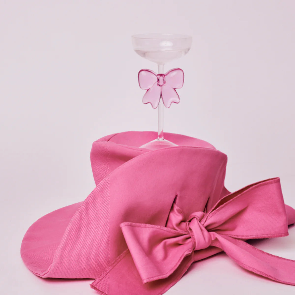 Bow coupe pink