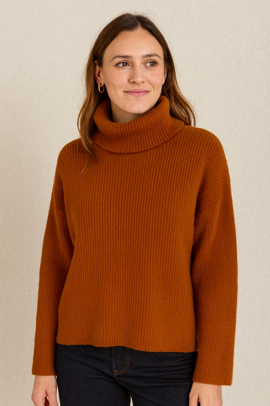 Losvallende coltrui gebreid camel