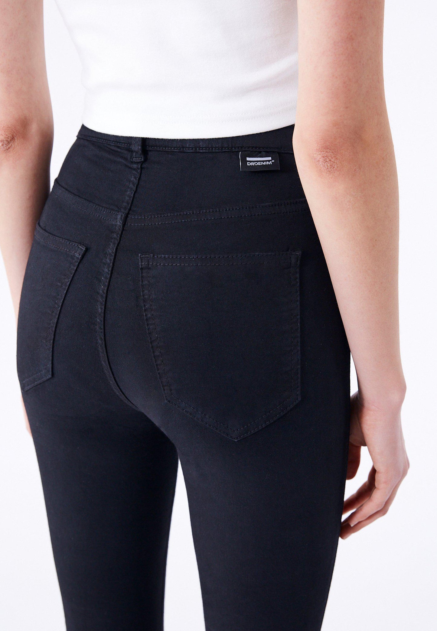 Moxy flare black