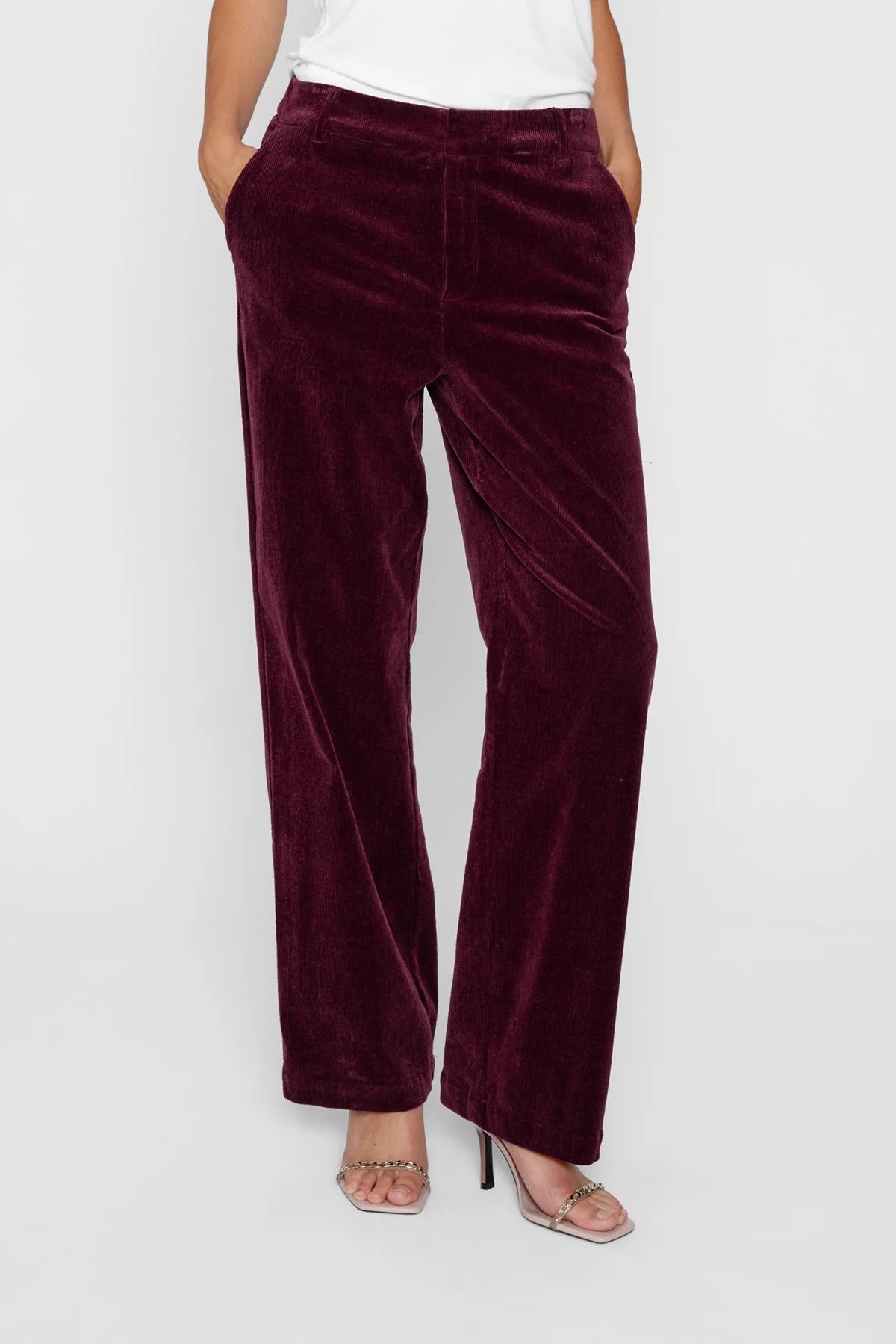 Nuvivian pants port royal