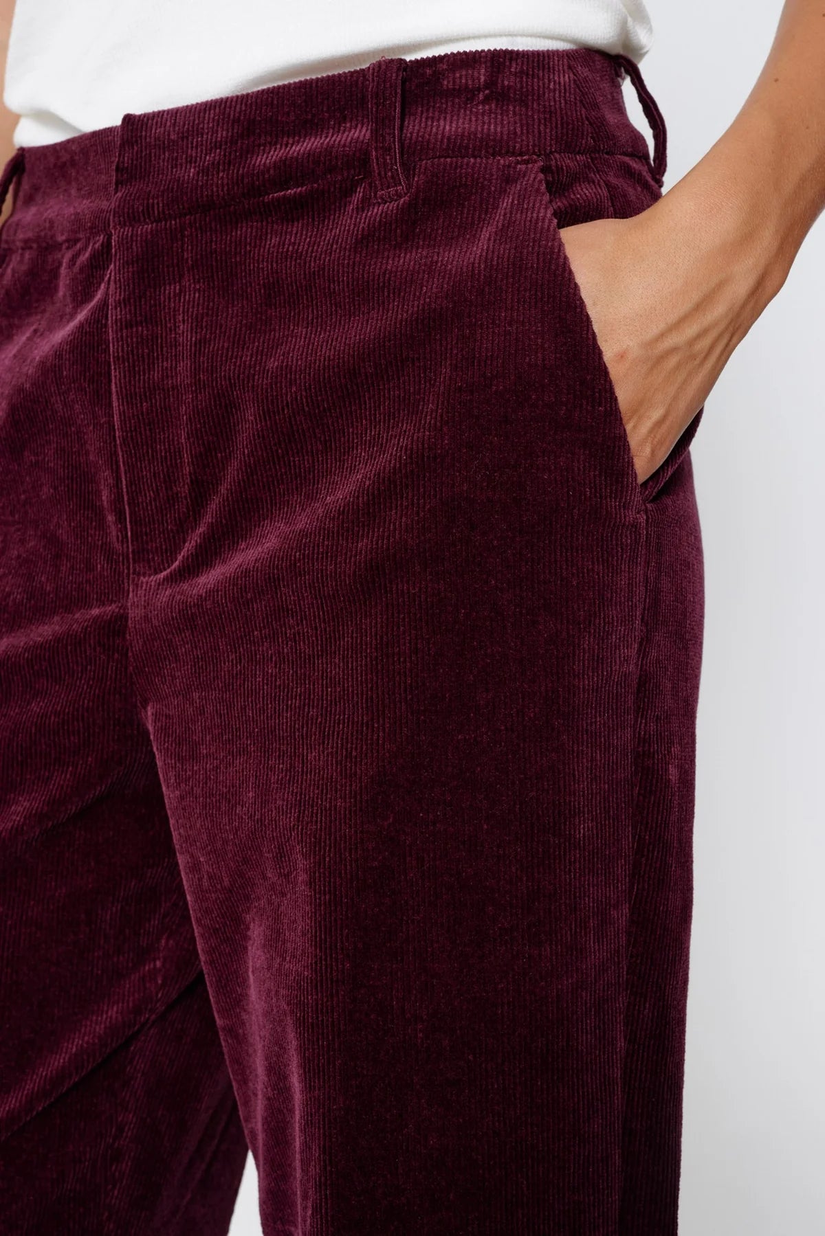 Nuvivian pants port royal