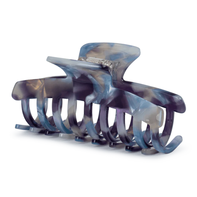 Lea believe big sky blue