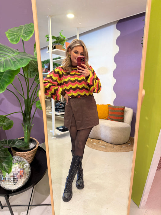 Suedine skort bruin