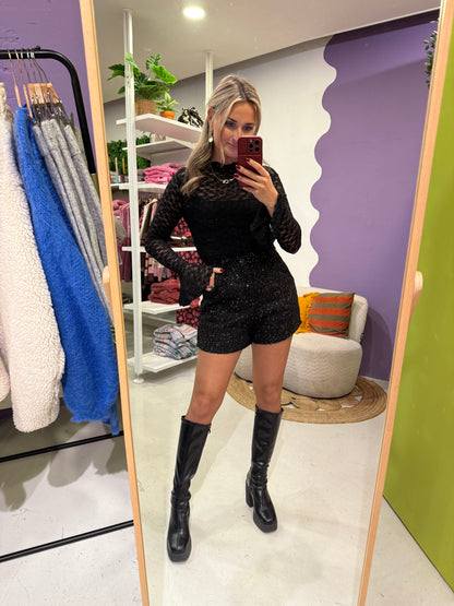 Zwart broekje met pailletten