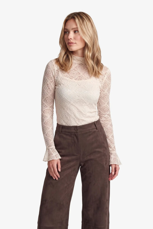 Leena top off white ruffle