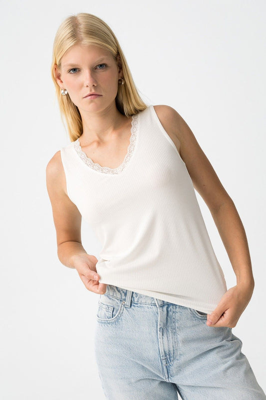Basis top rib white