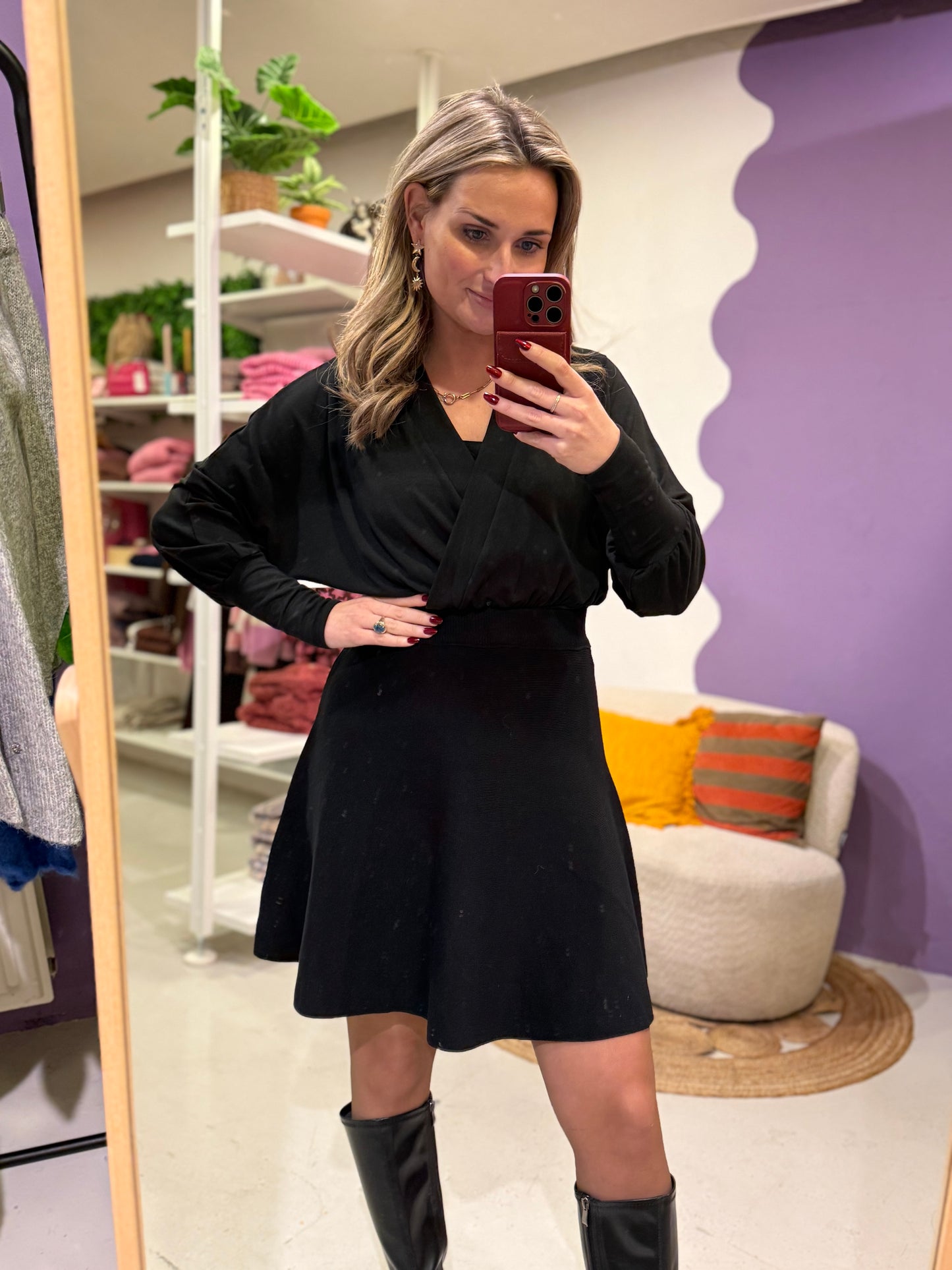 Zwarte rok uitlopend