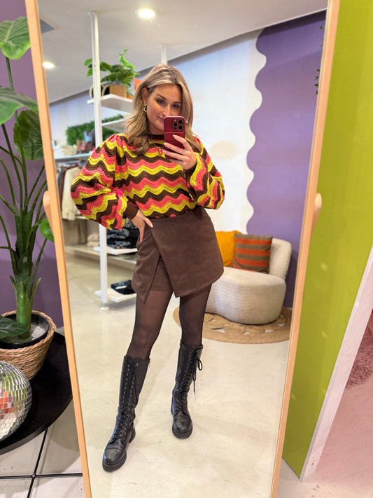 Suedine skort bruin