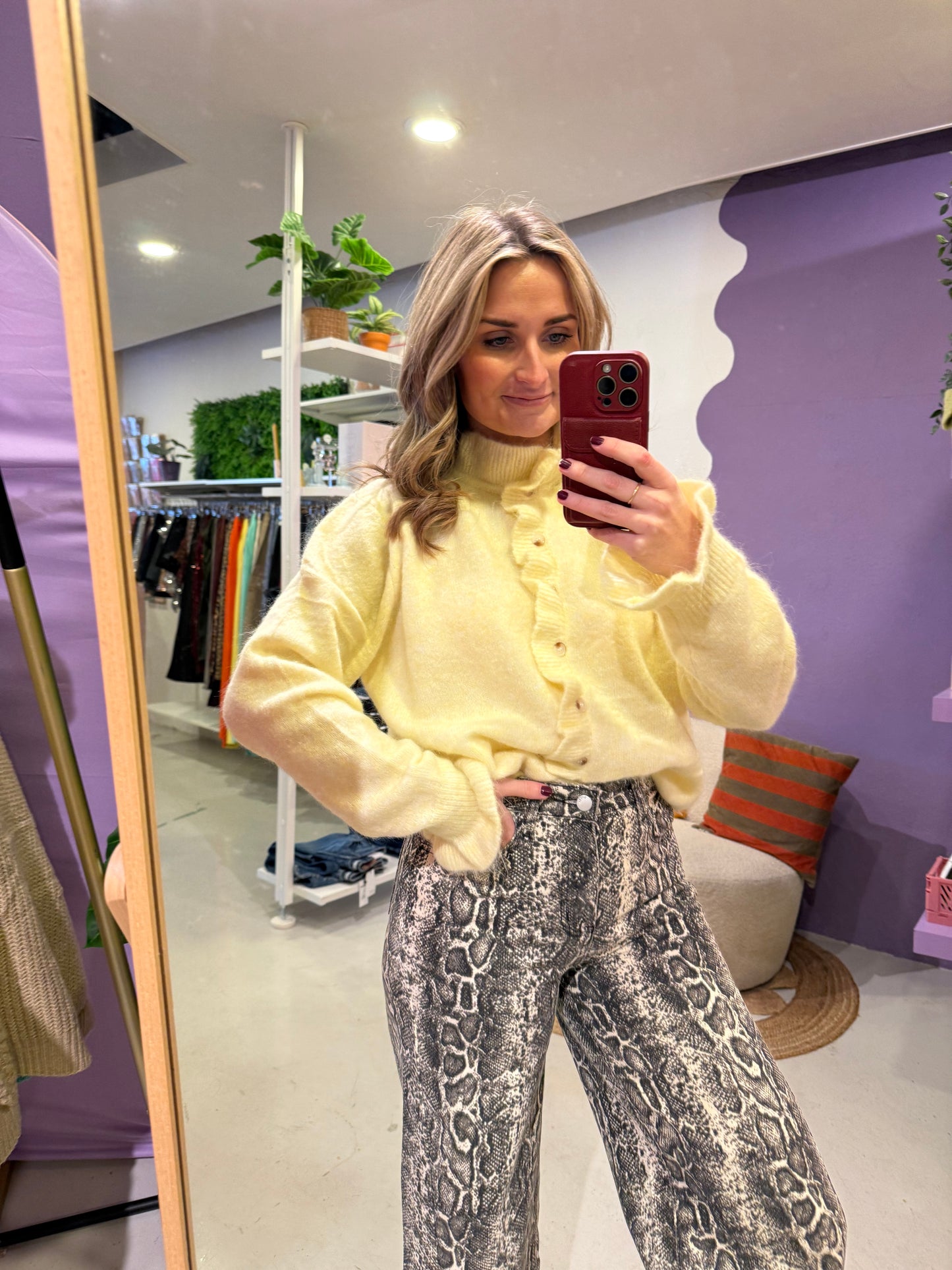 Vest butter yellow met ruffle