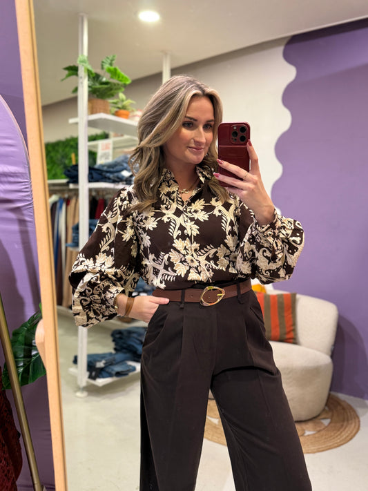 Blouse bruin met print en ballonmouw