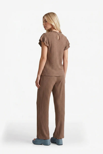 Paige top walnut