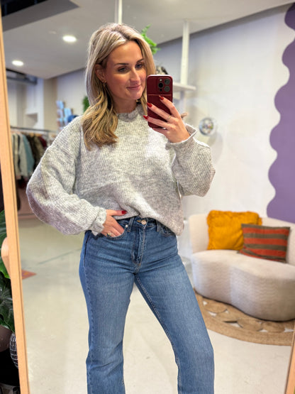 Trui met ruffle details grijs