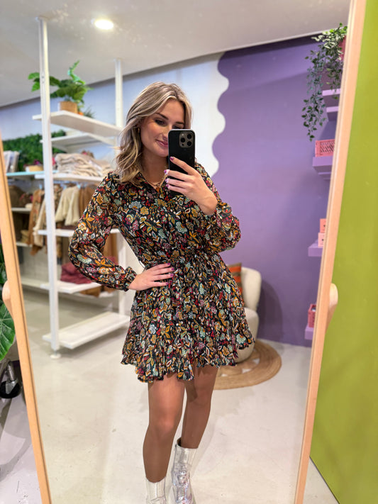 Elegante zwarte jurk met kleurrijke bloemen print
