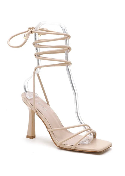 Lace-up heels beige