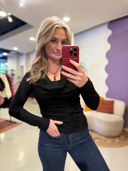 Fluffy longsleeve zwart