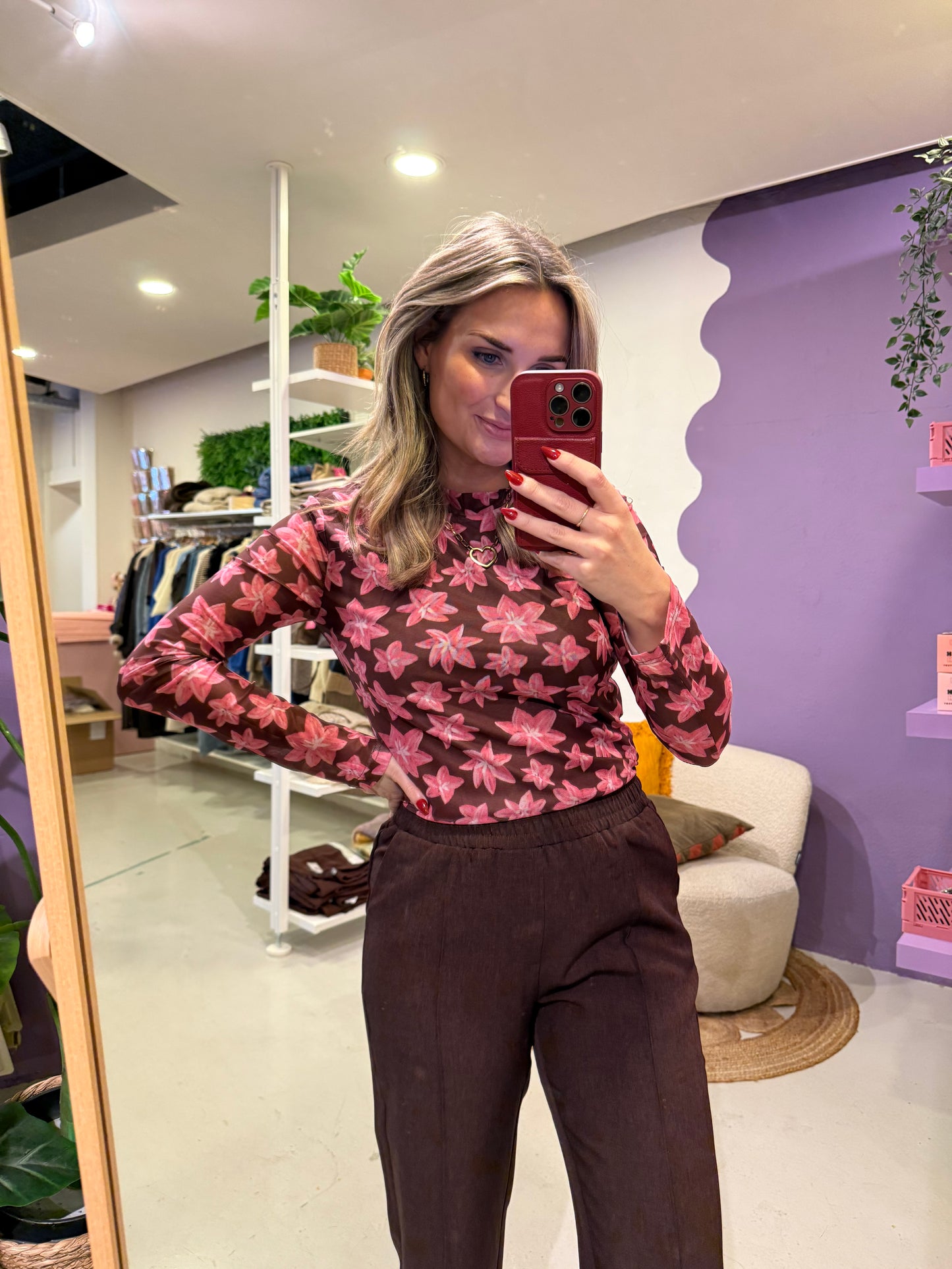 Top Willemijn brown flower