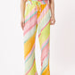 Broek met diagonale regenboog print