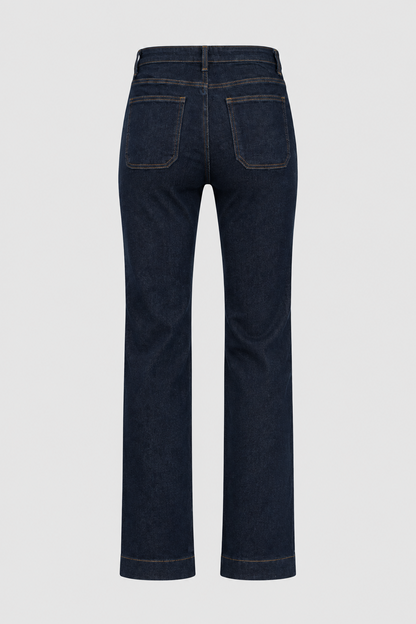 Rechte jeans donker blauw met kleine zakjes