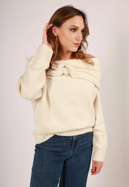Off-shoulder trui met detail aan voorkant ecru