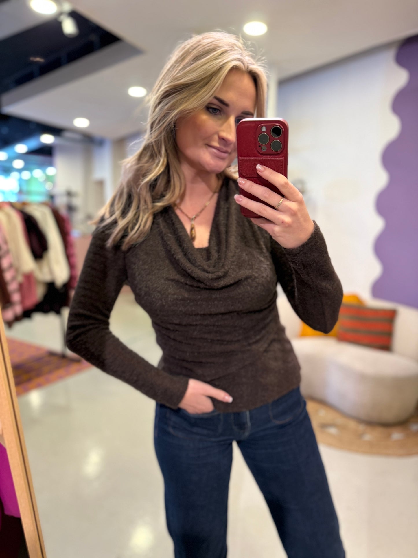 Fluffy longsleeve bruin