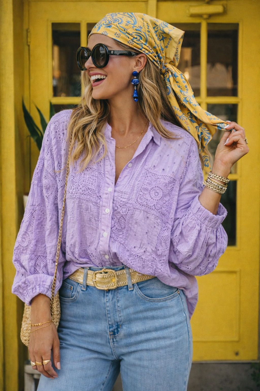Lila blouse embroidery
