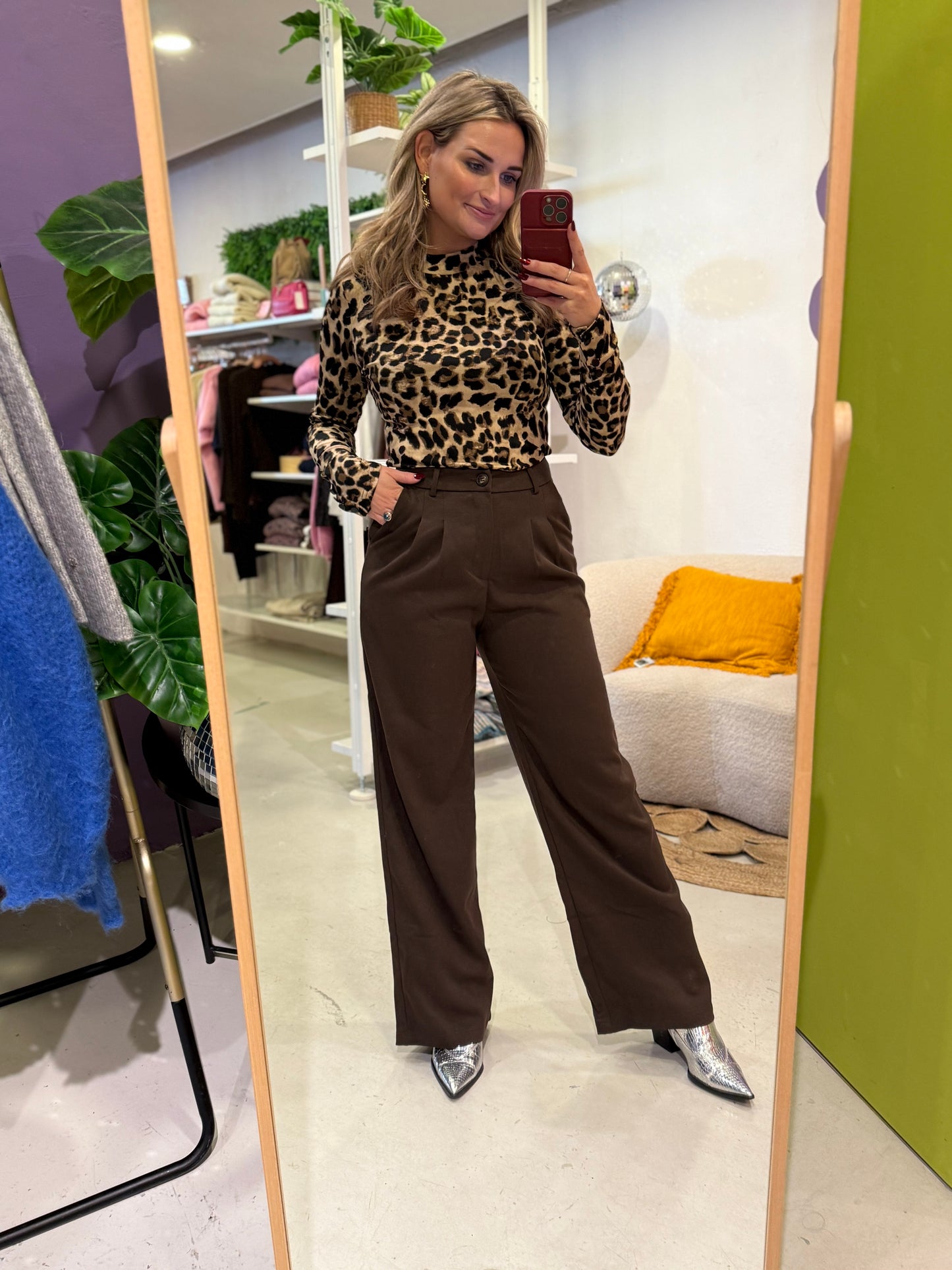 Bruine rechte pantalon