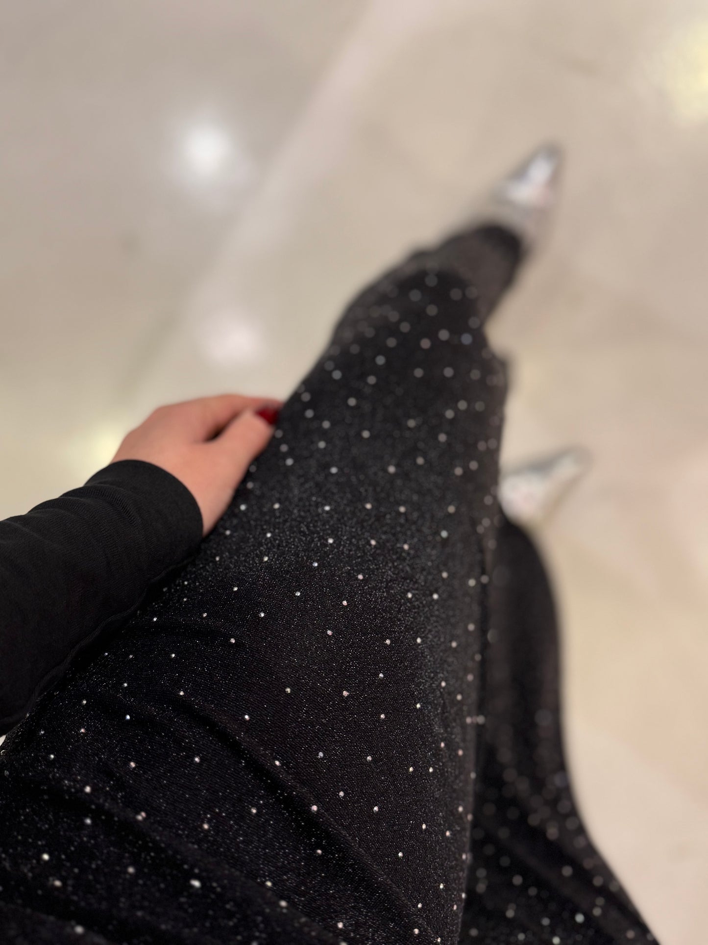Zwarte rechte glitter broek