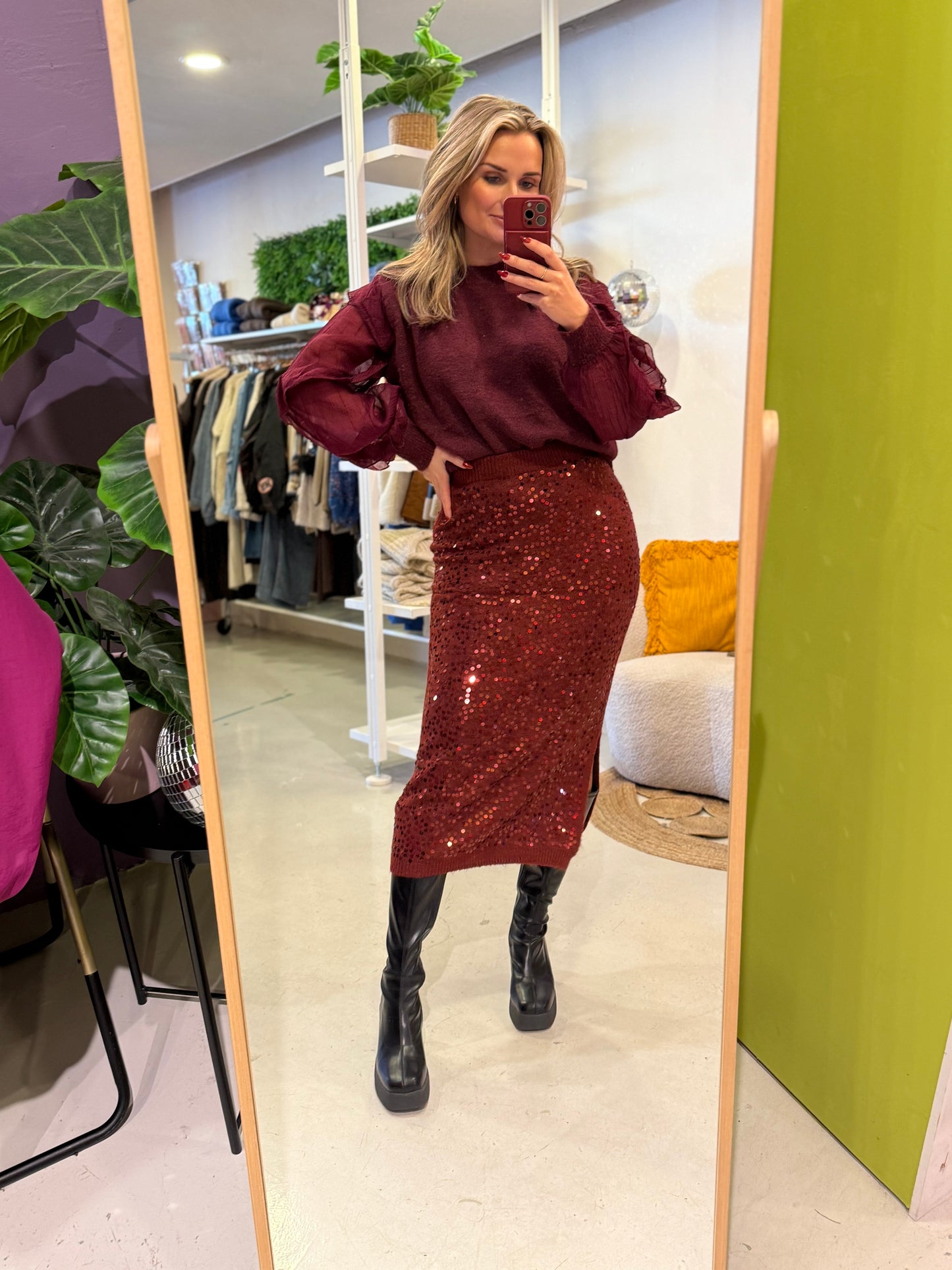 Gebreide rok met pailletten bordeaux rood