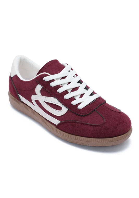 Bordeaux sneaker suede look