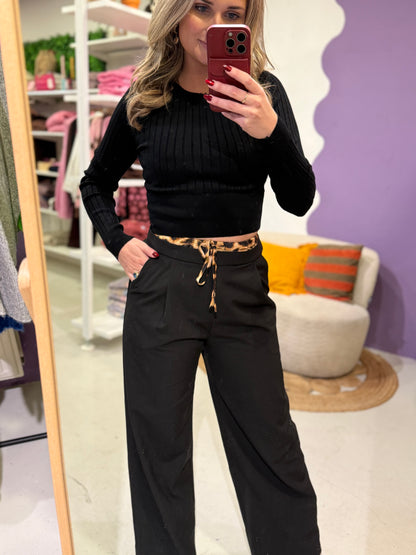 Zwarte rechte pantalon met leopard strik band