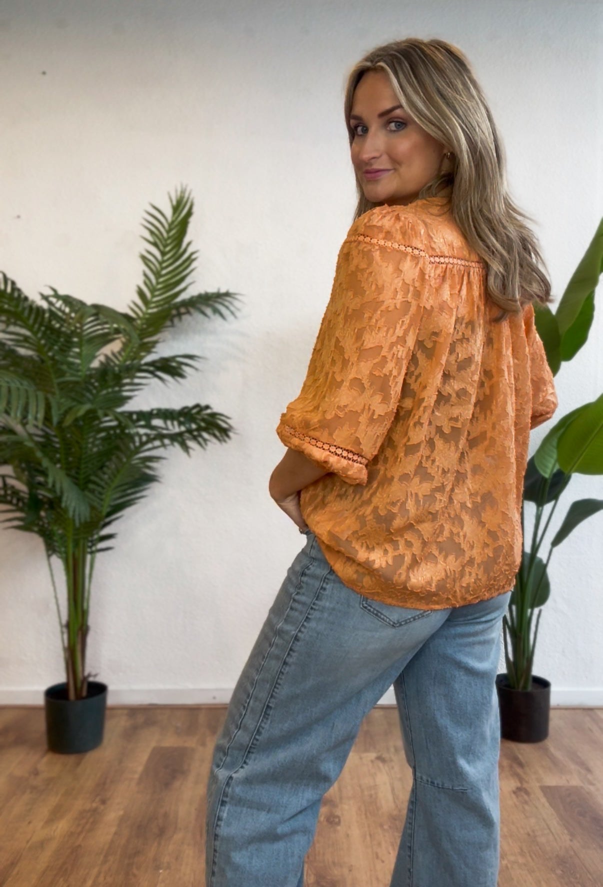 Luchtige blouse met structuur oranje