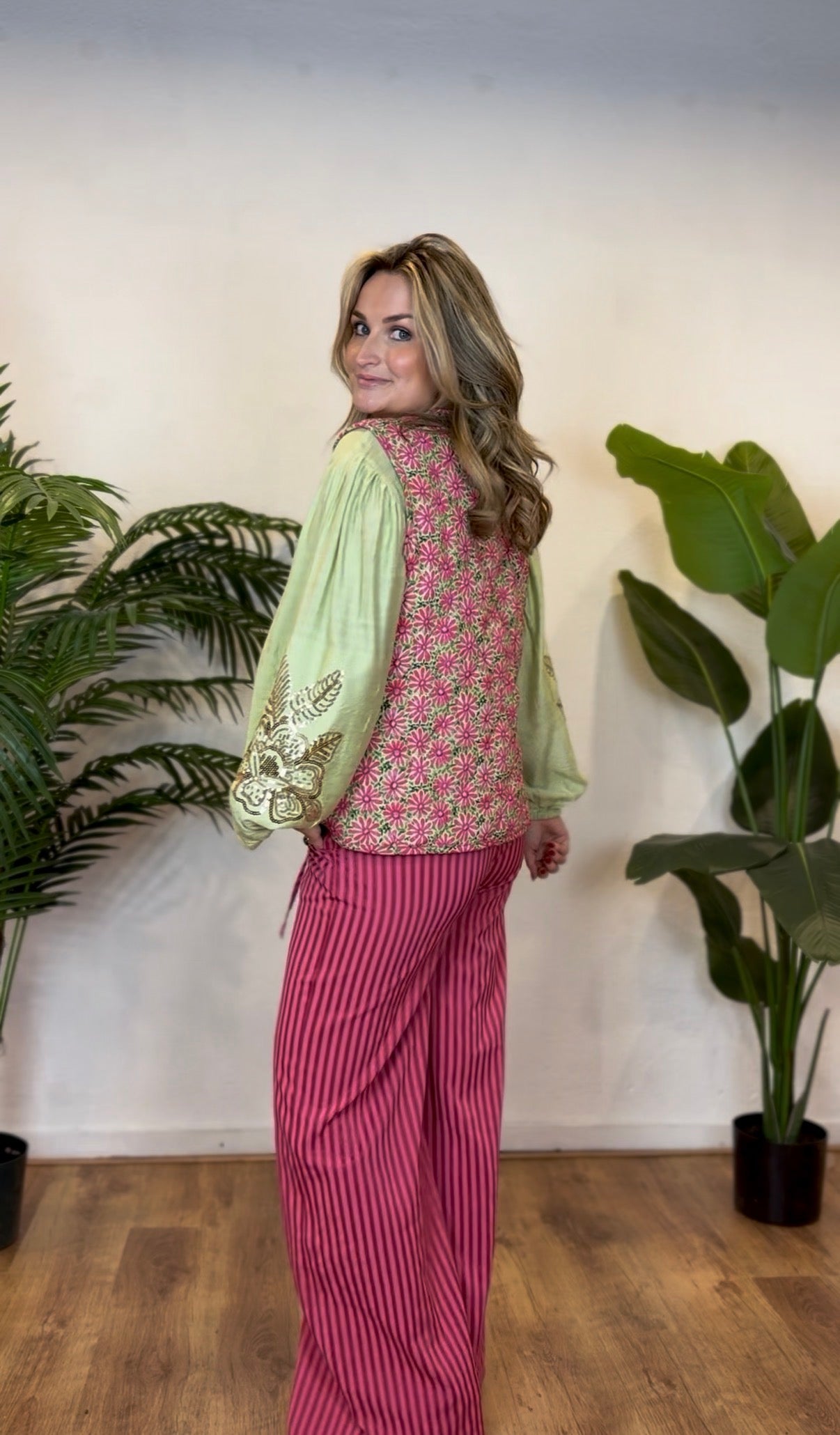 Gilet Esmira pink flower