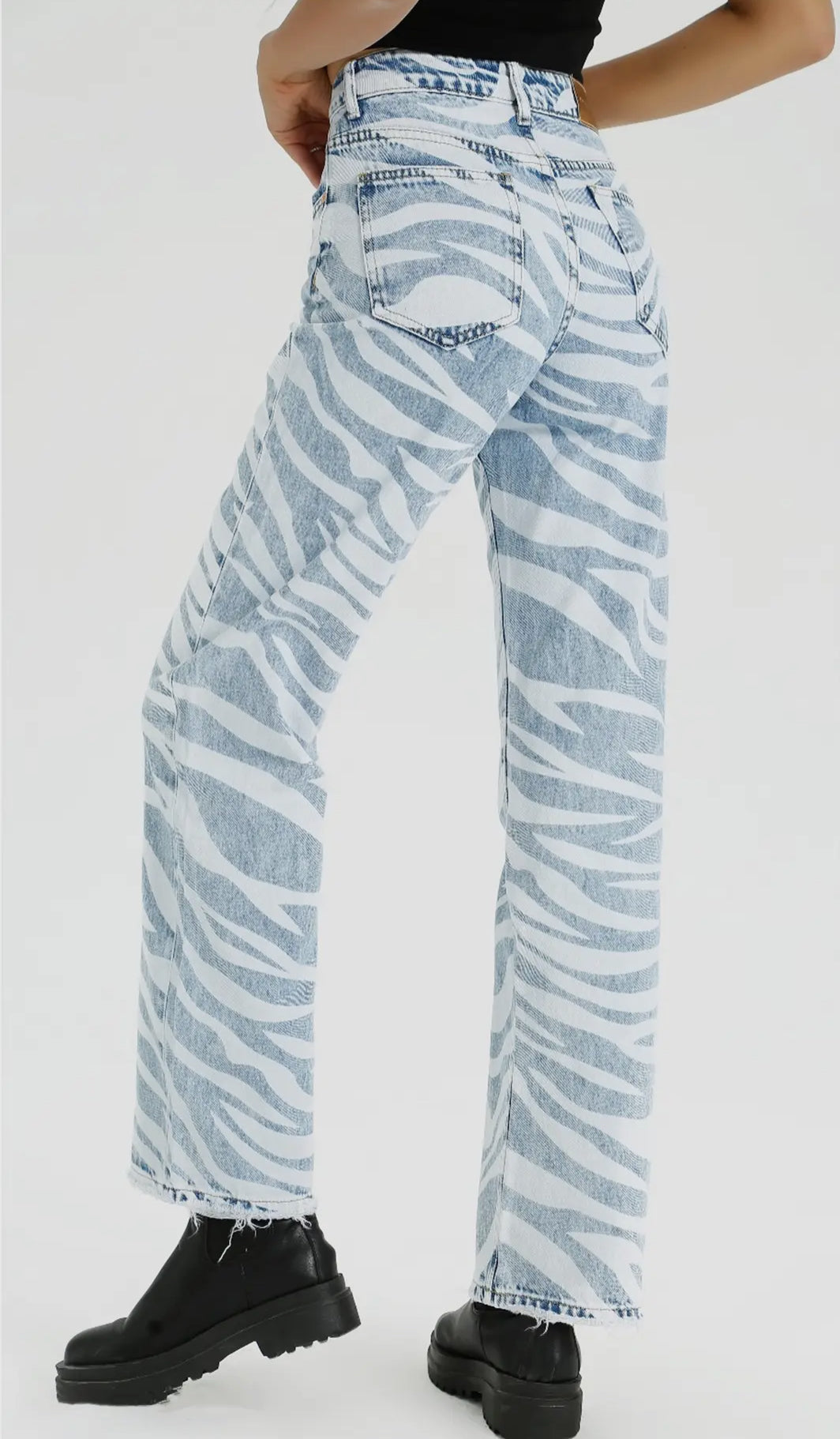 Zebra mom jeans mid rise