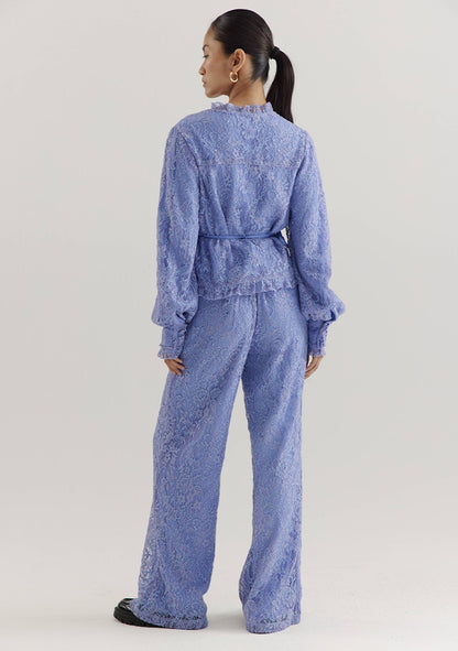 Coby lace blouse icy blue