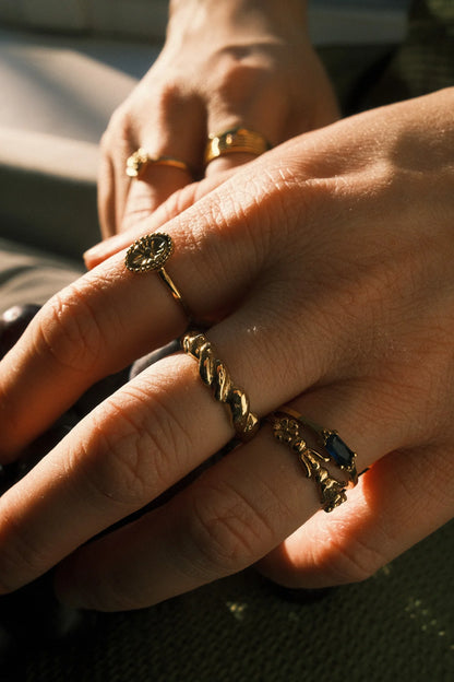 Ring Tiny Wave Brass