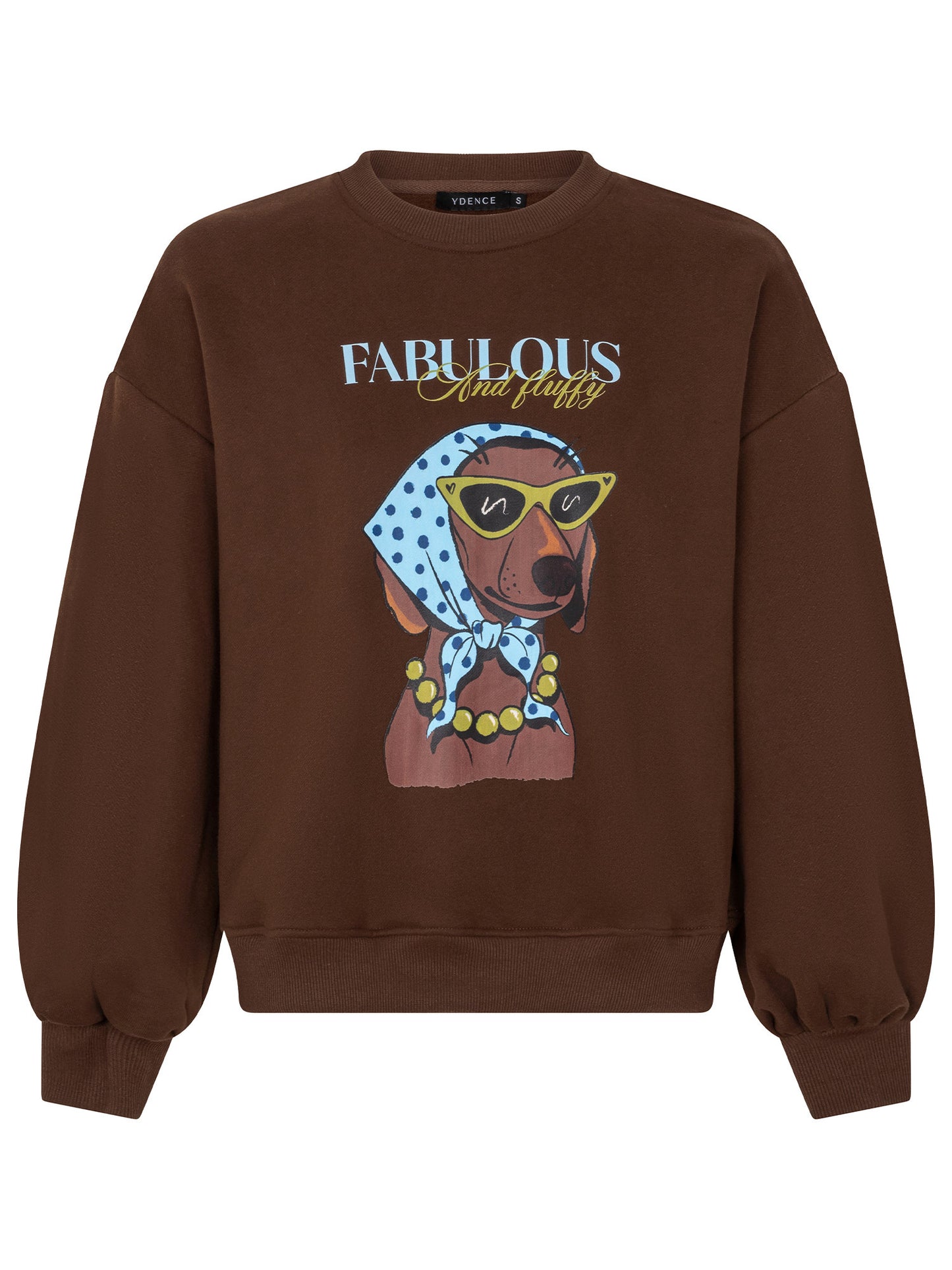 Iconic and fluffy sweater brown