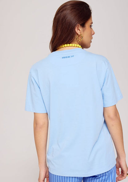 Pink fish tee sky blue