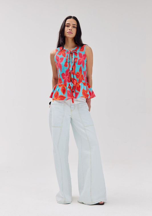 Top Cindy fragile flower