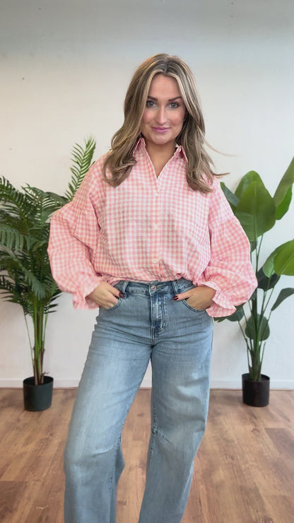 Geblokte blouse met ruffles roze