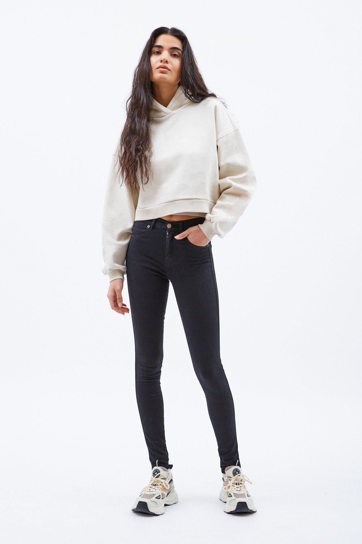 Lexy black skinny jeans mid rise